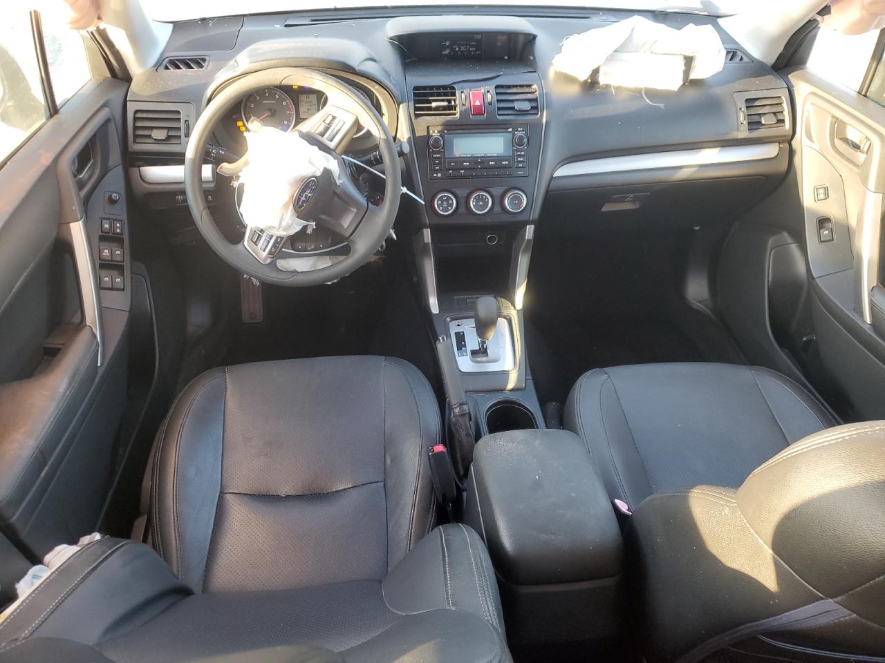2015 Subaru Forester - Image 8