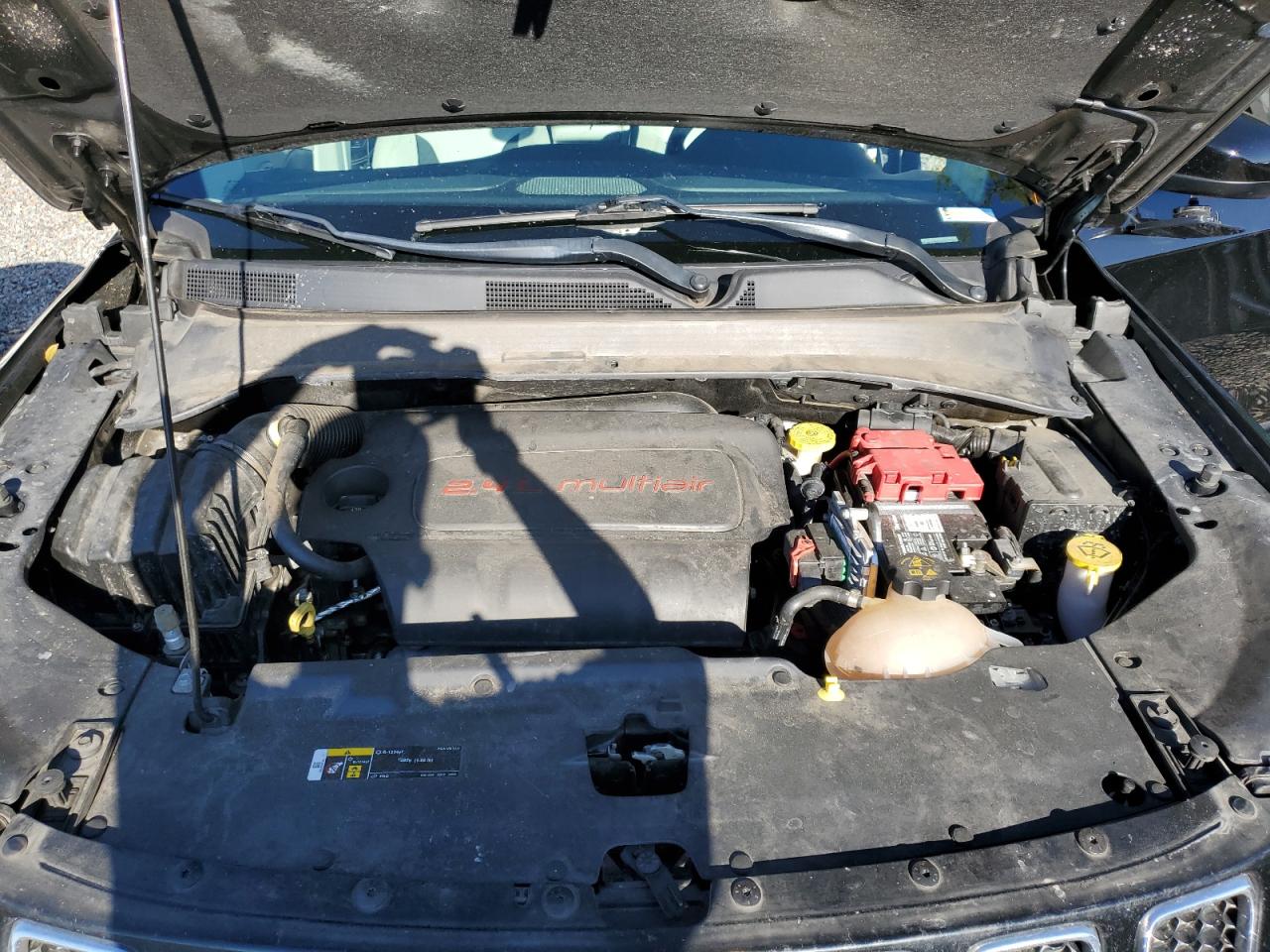 2019 Jeep Compass - Image 14