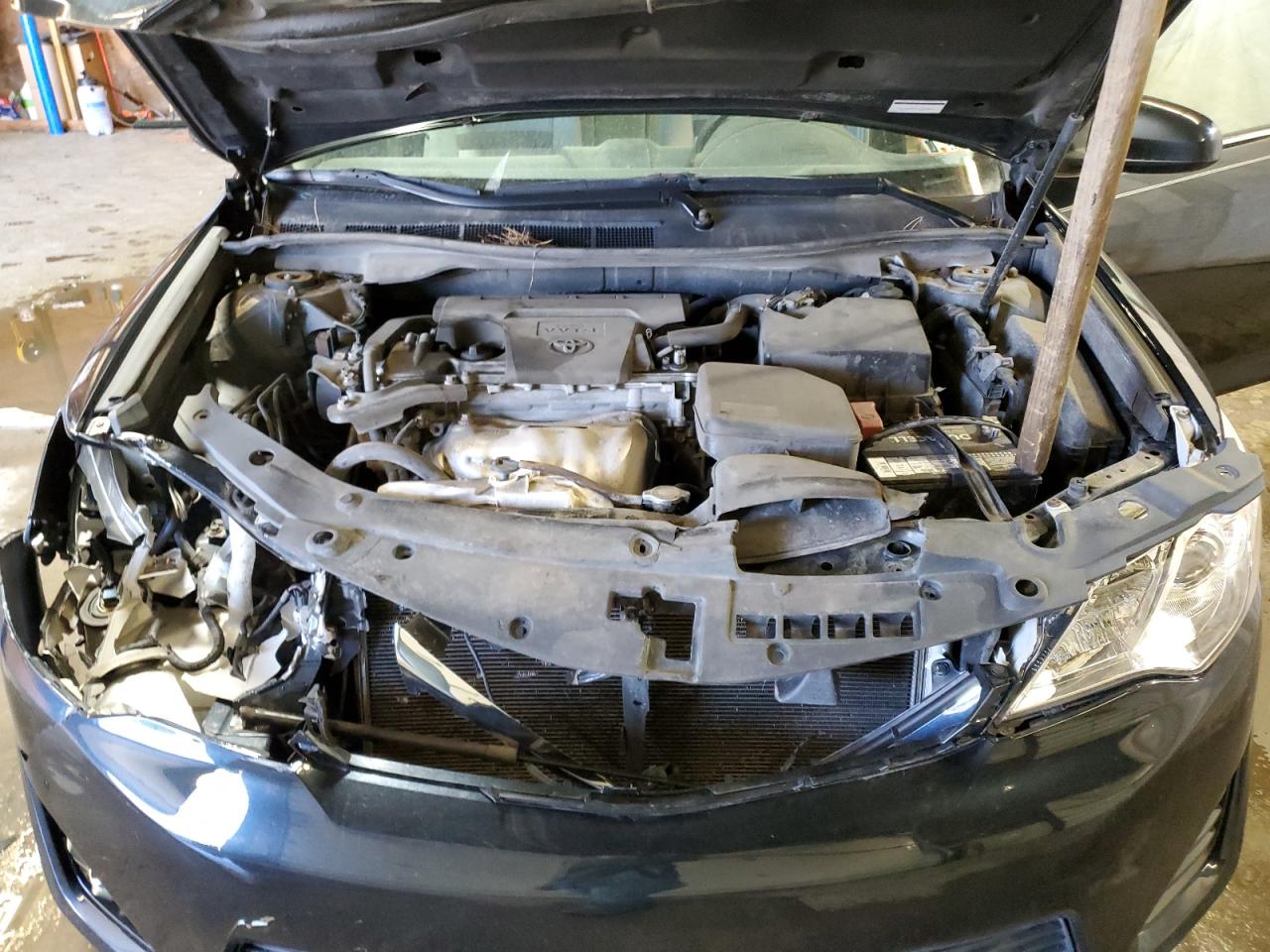 2013 Toyota Camry - Image 11