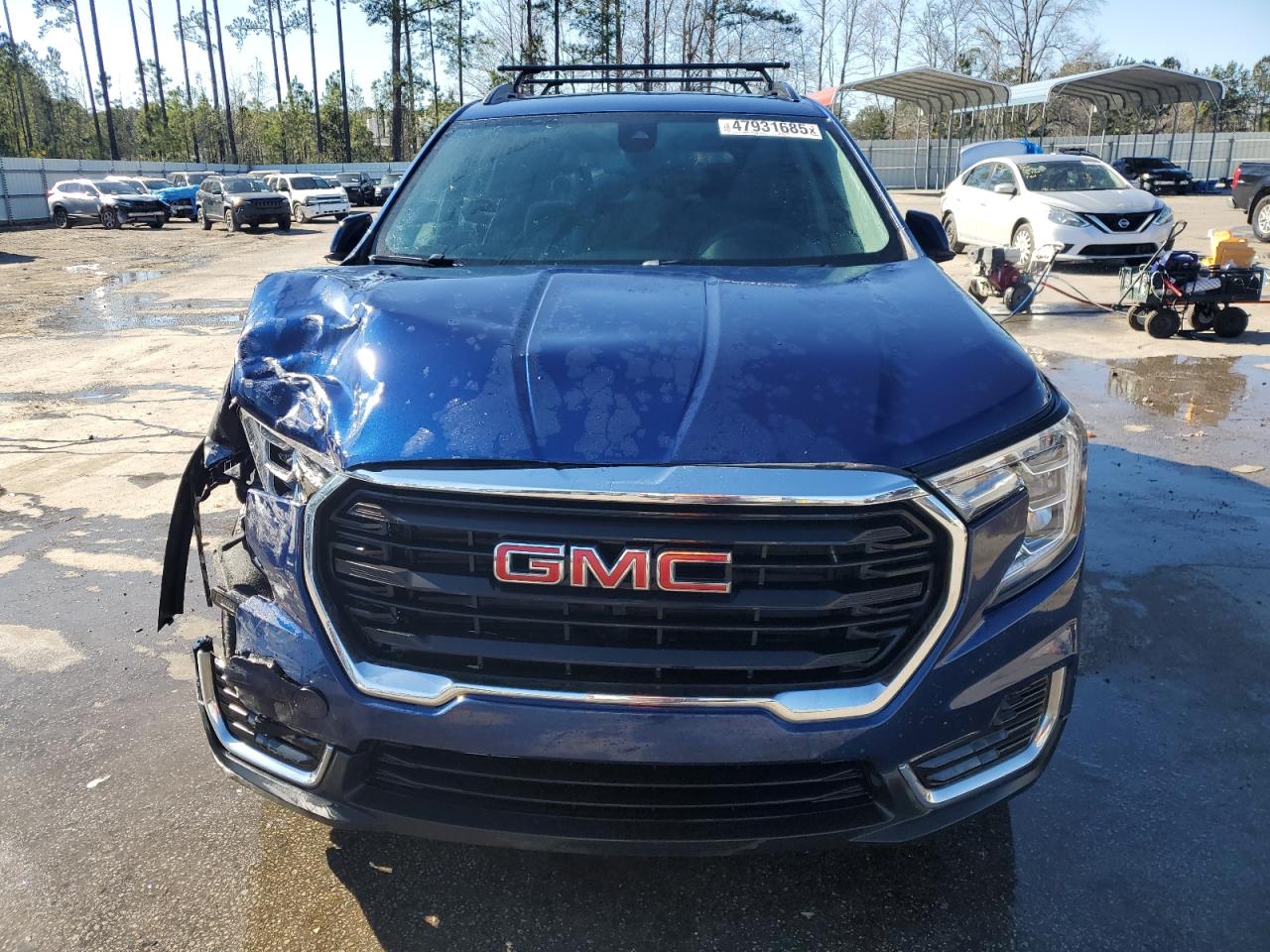 2022 GMC Terrain - Image 5