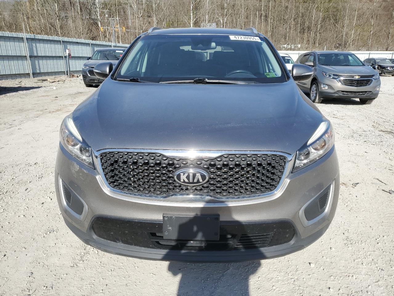 2017 Kia Sorento - Image 5