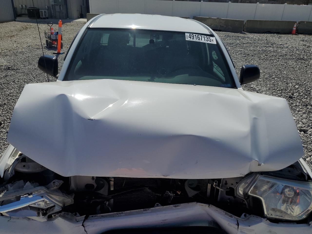 2013 Toyota Tacoma - Image 11