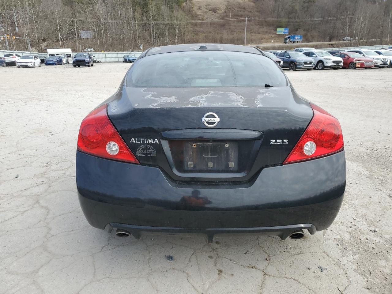 2010 Nissan Altima - Image 6