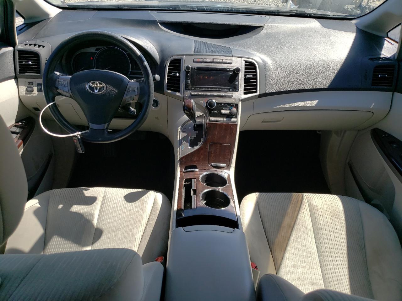 2011 Toyota Venza - Image 8