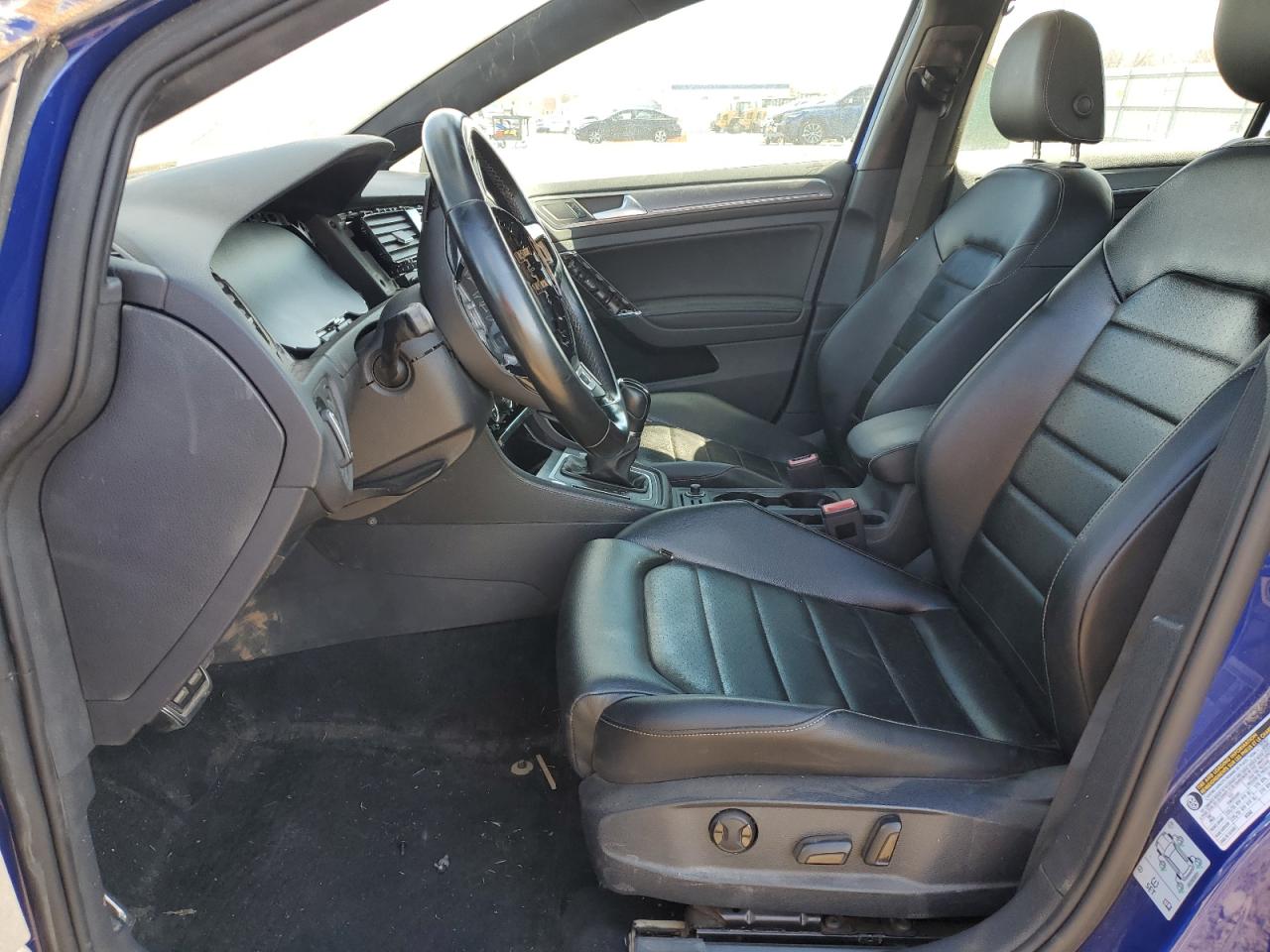 2019 Volkswagen Golf - Image 7