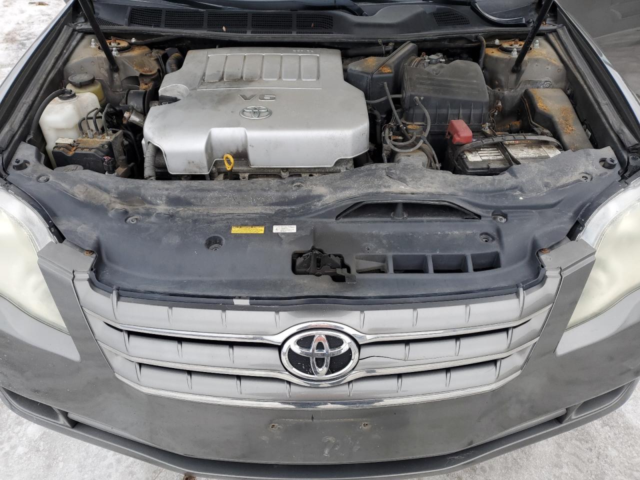 2006 Toyota Avalon - Image 11