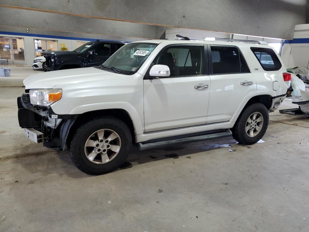 2013 Toyota 4Runner - Image 1