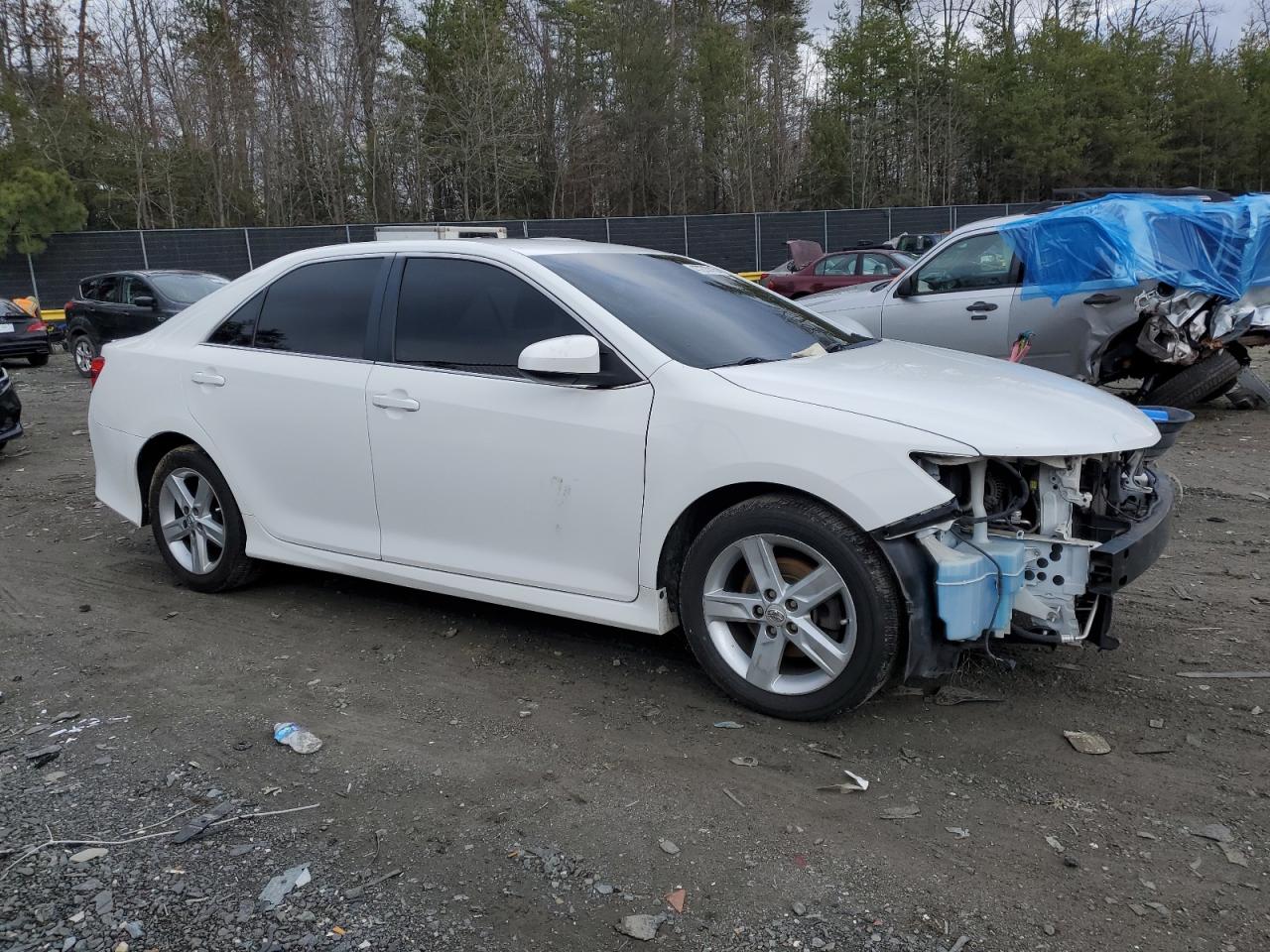 2013 Toyota Camry - Image 4