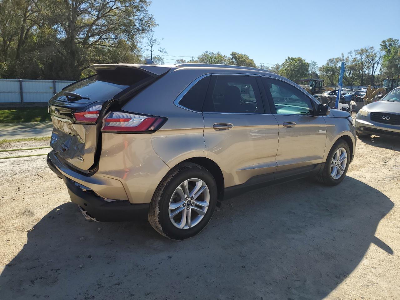 2020 Ford Edge - Image 3