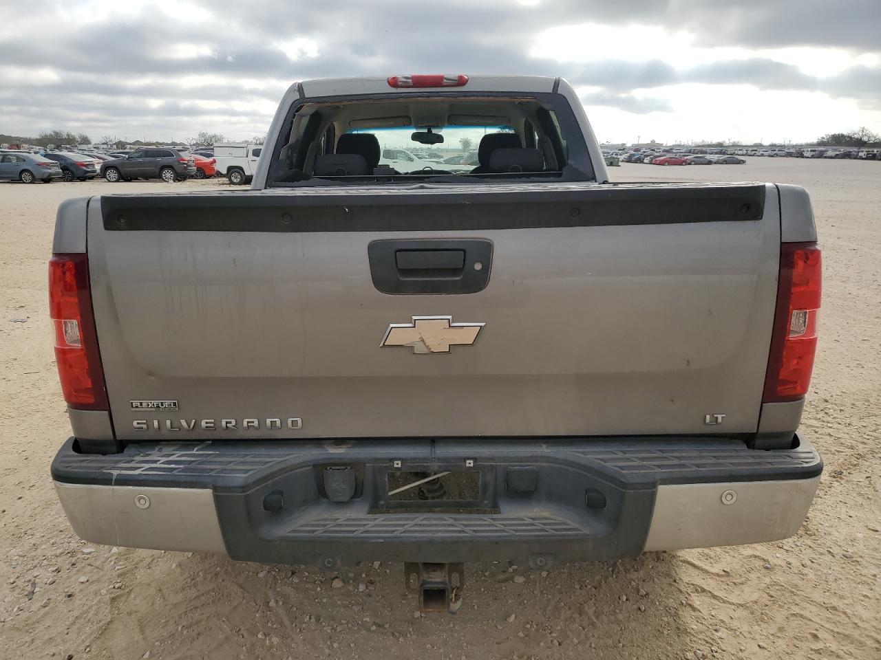 2008 Chevrolet Silverado - Image 6