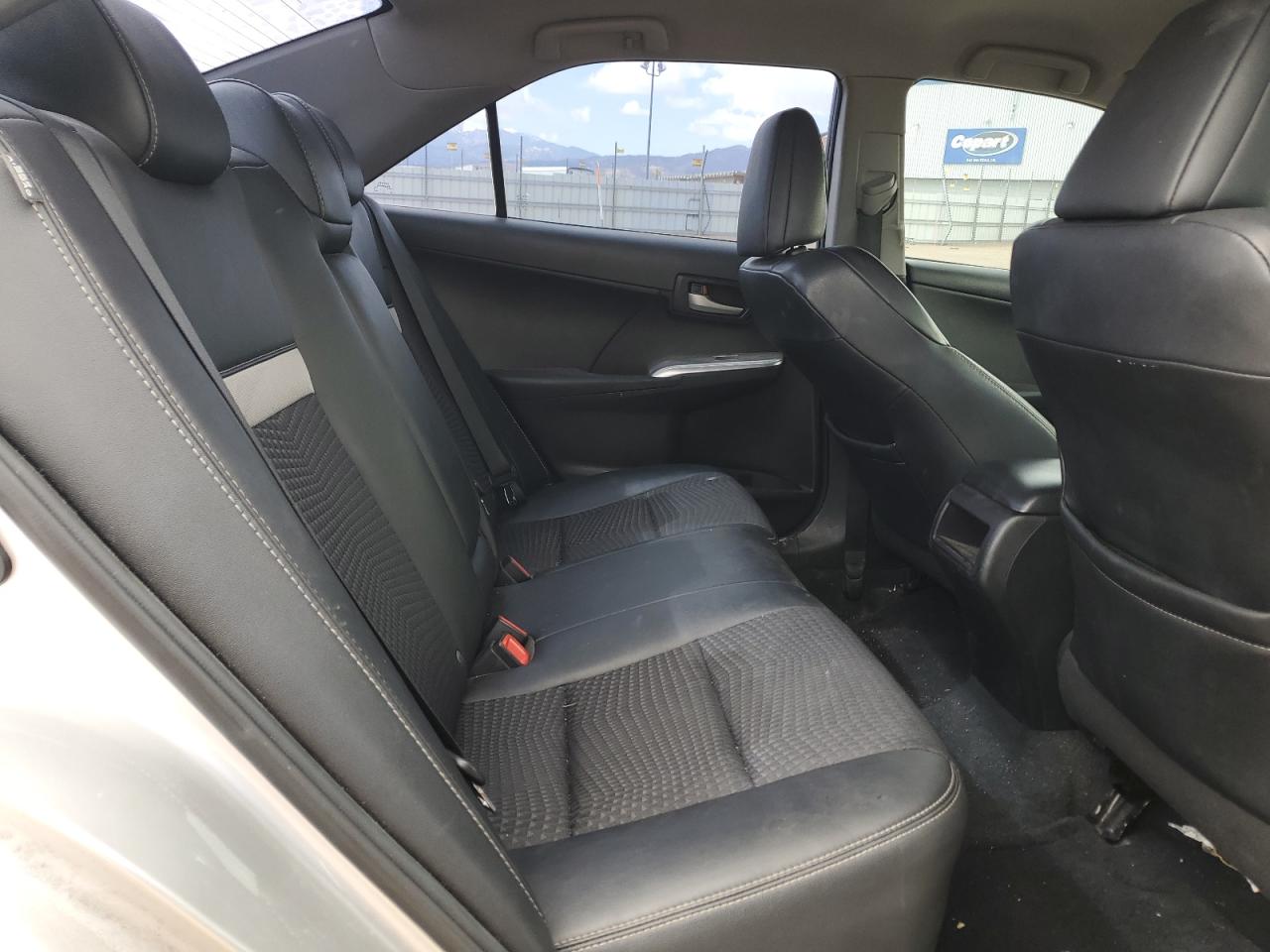 2012 Toyota Camry - Image 10