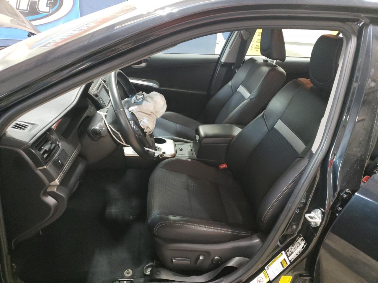 2012 Toyota Camry - Image 7