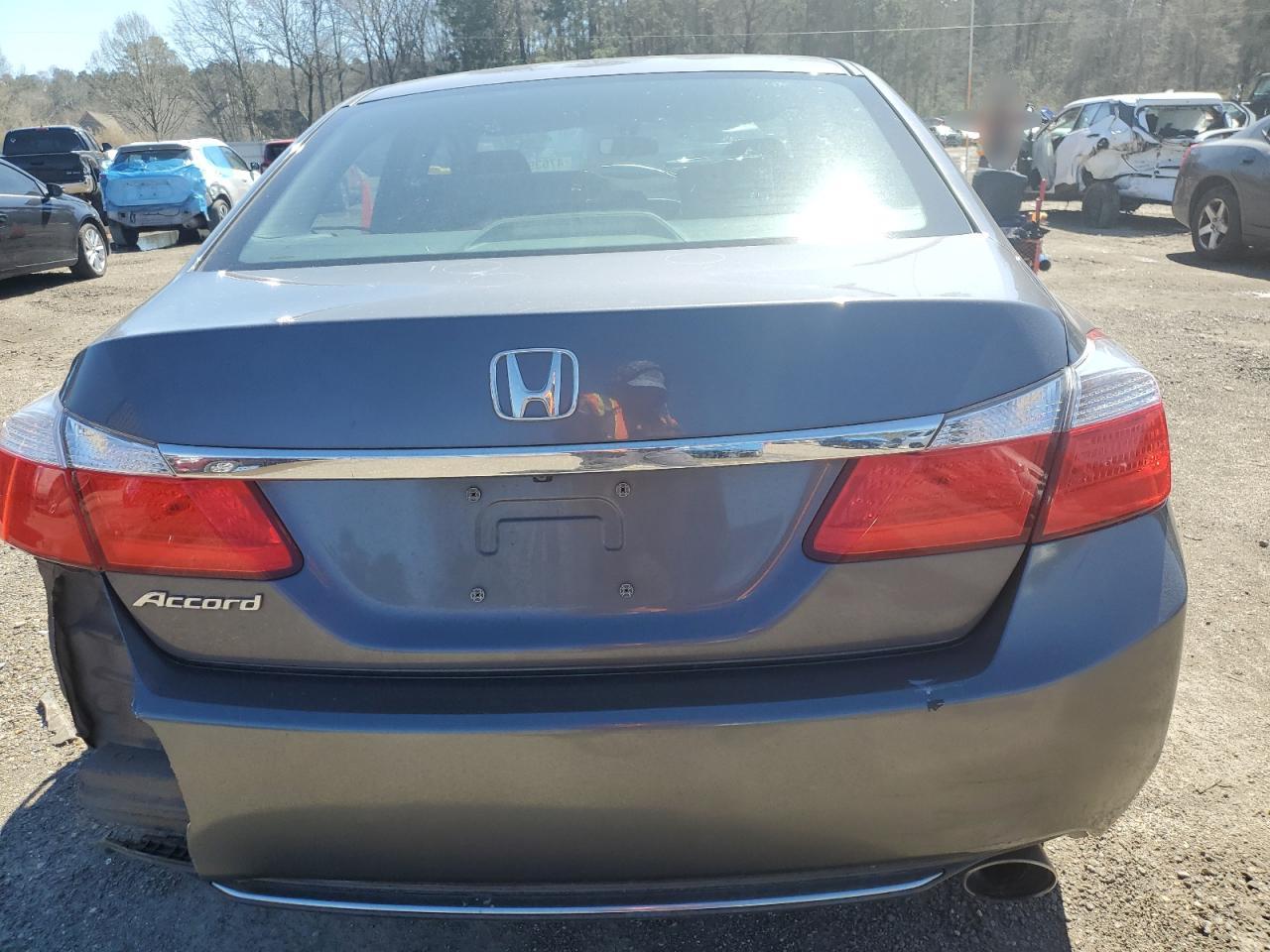 2015 Honda Accord - Image 6