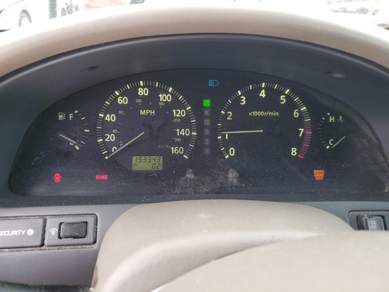 2000 Infiniti I - Image 9