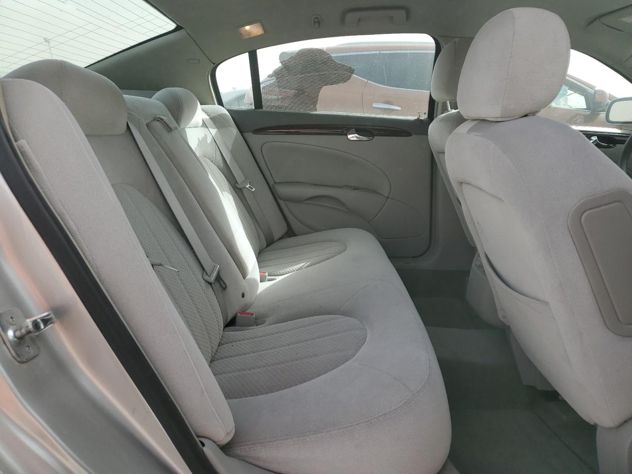 2006 Buick Lucerne - Image 10