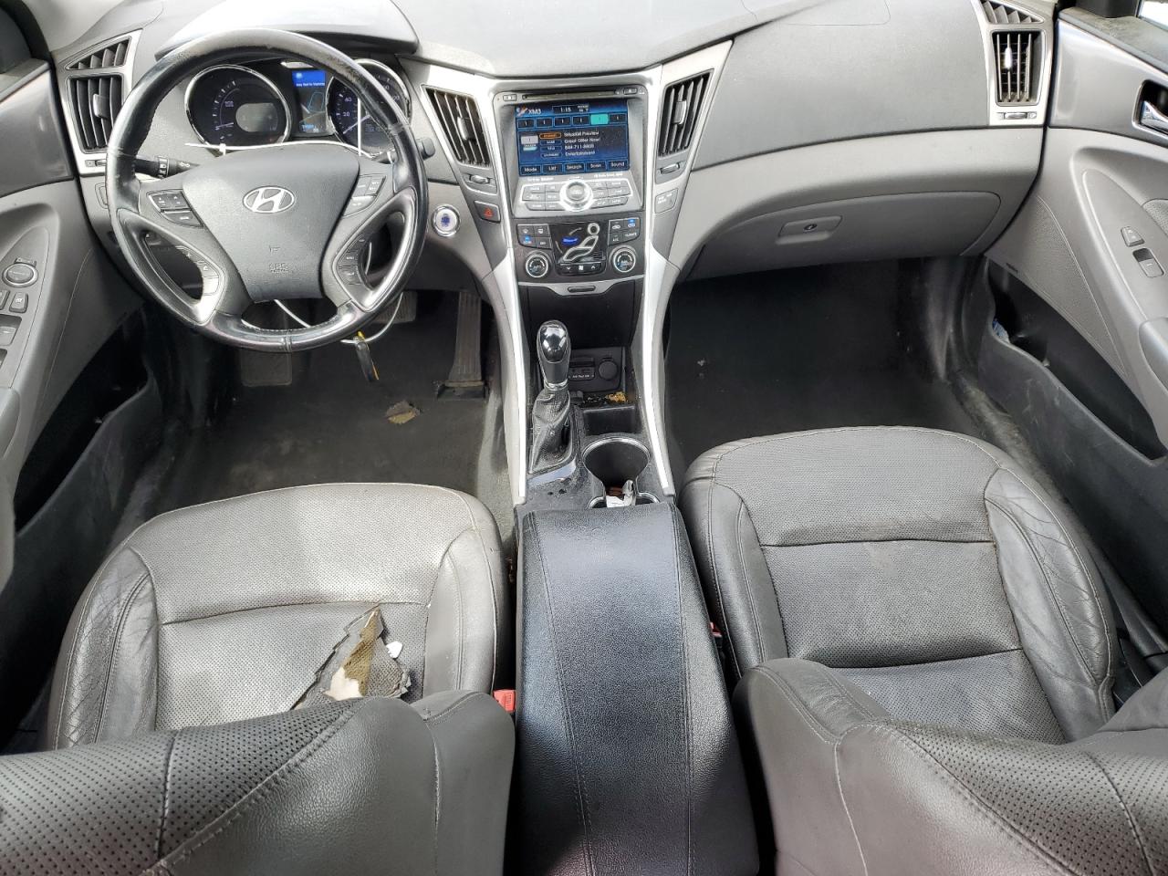 2015 Hyundai Sonata - Image 8