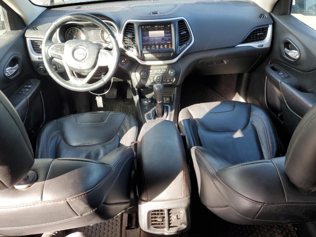 2016 Jeep Cherokee - Image 8
