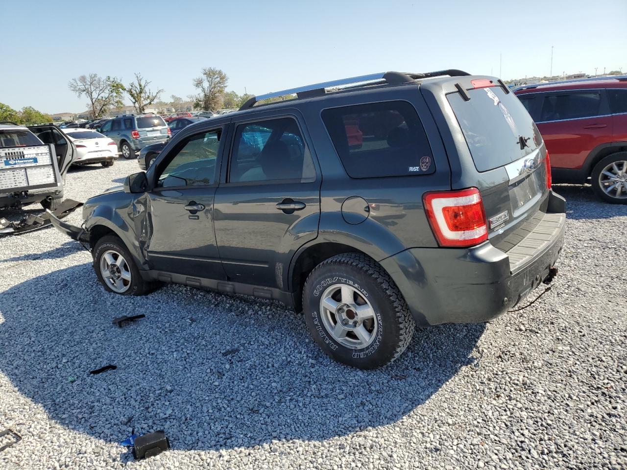 2009 Ford Escape - Image 2