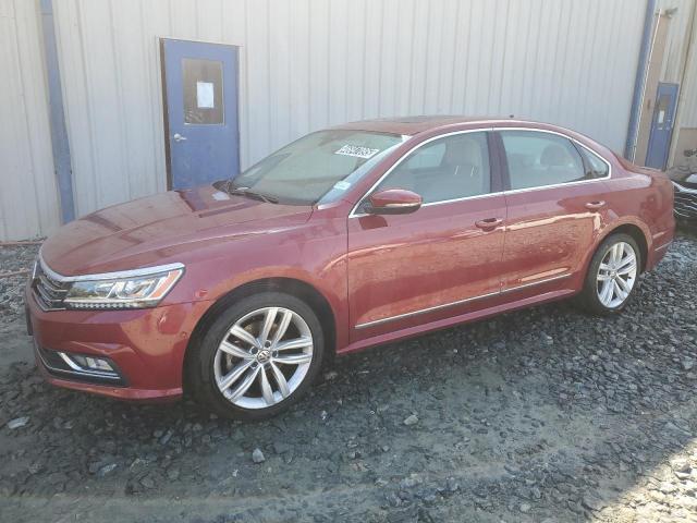  VOLKSWAGEN PASSAT 2018 Czerwony