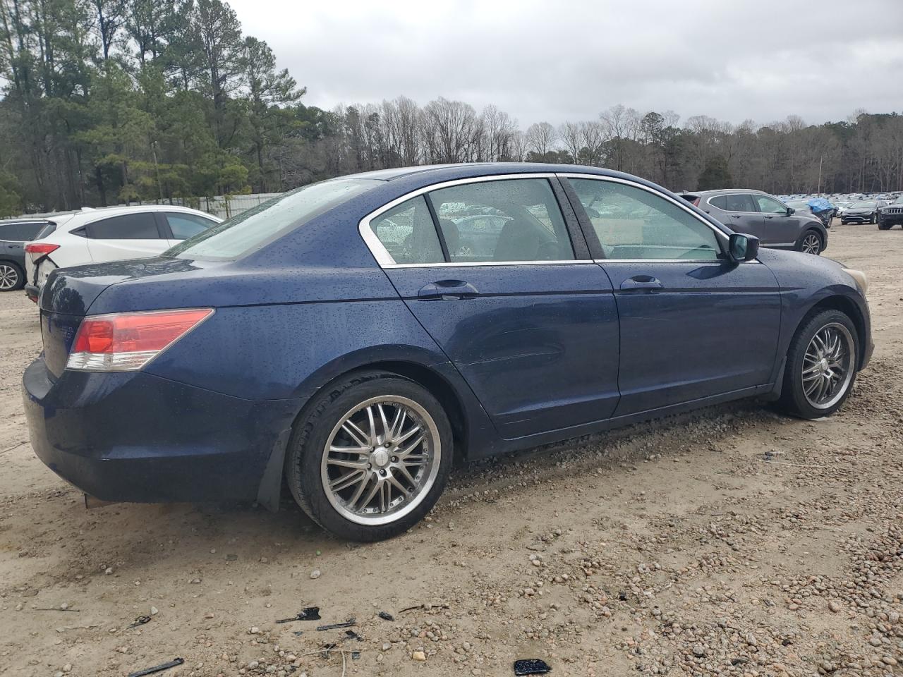 2010 Honda Accord - Image 3