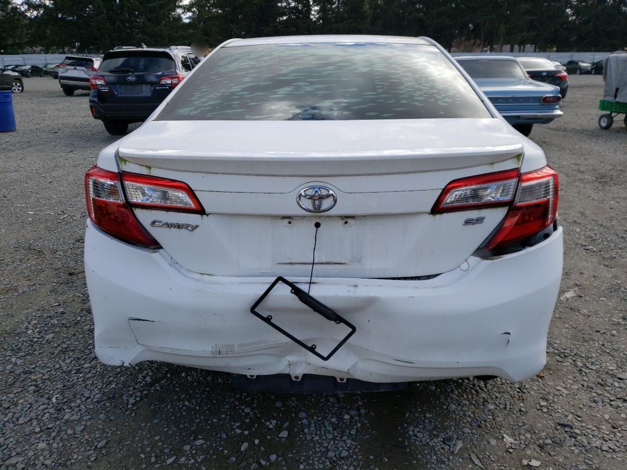 2014 Toyota Camry - Image 6