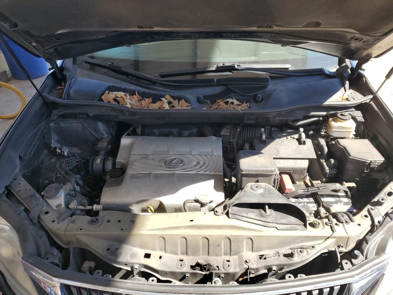 2010 Lexus RX - Image 11