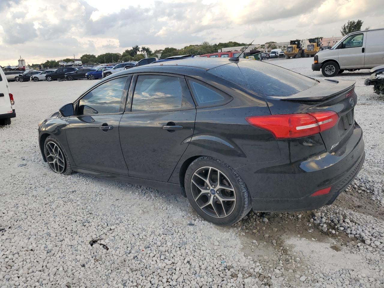 2015 Ford Focus - Image 2