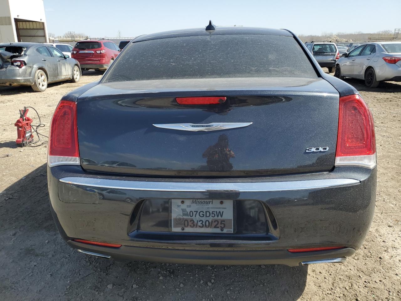 2015 Chrysler 300 - Image 6