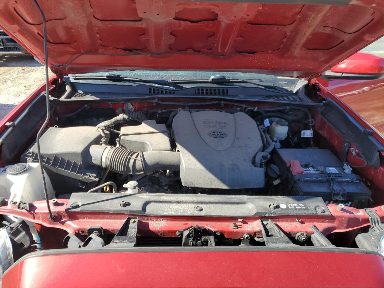 2018 Toyota Tacoma - Image 11