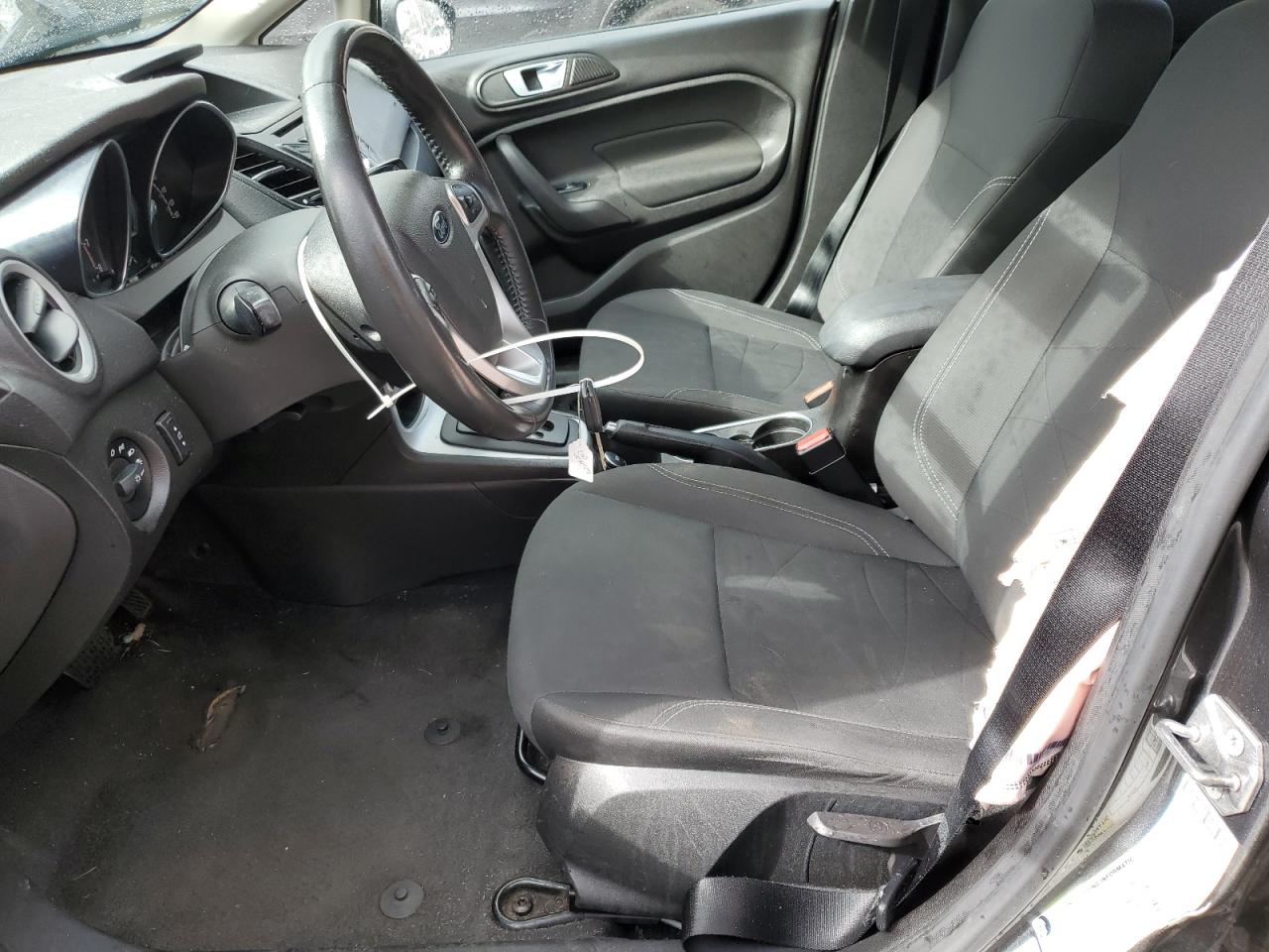 2015 Ford Fiesta - Image 7