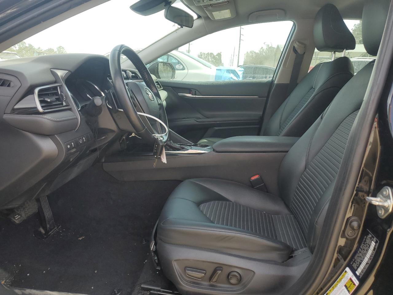 2019 Toyota Camry - Image 7