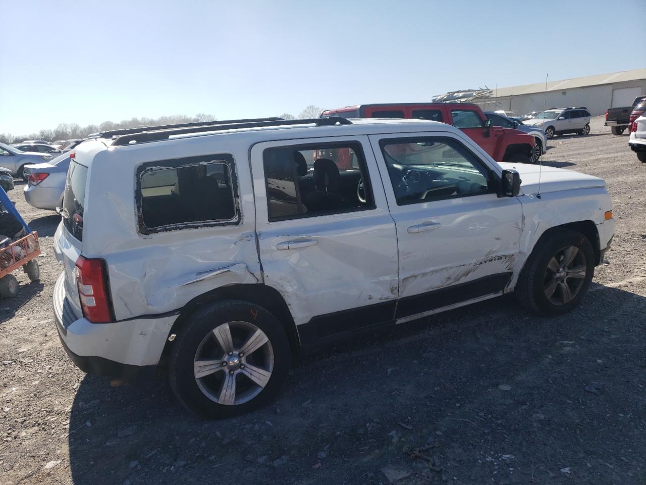 2015 Jeep Liberty (Patriot) - Image 3