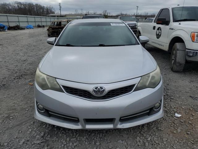 Седаны TOYOTA CAMRY 2012 Серебристый
