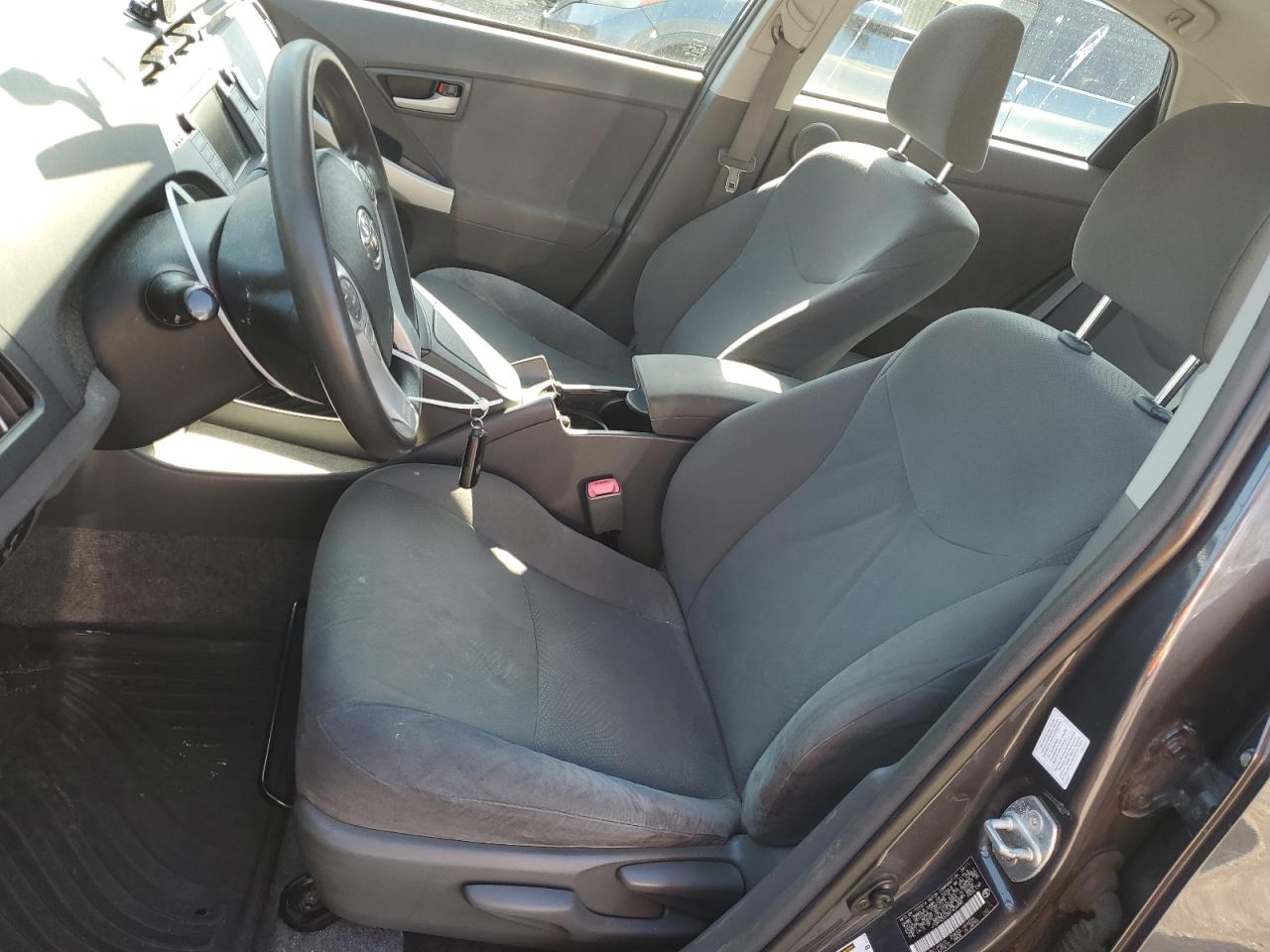 2011 Toyota Prius - Image 7