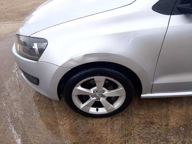 2012 VOLKSWAGEN POLO S 60