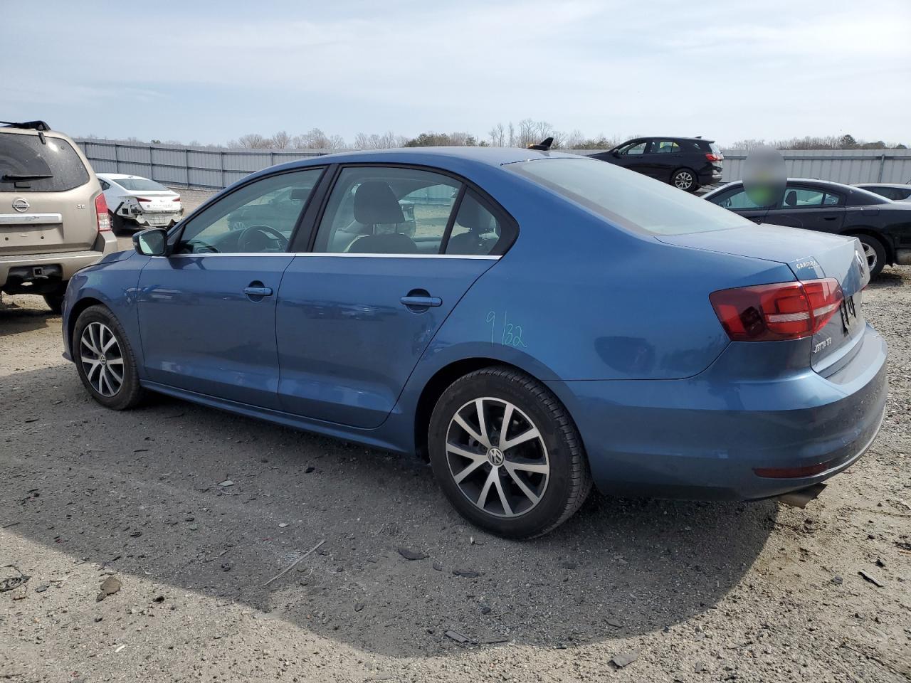 2017 Volkswagen Jetta - Image 2