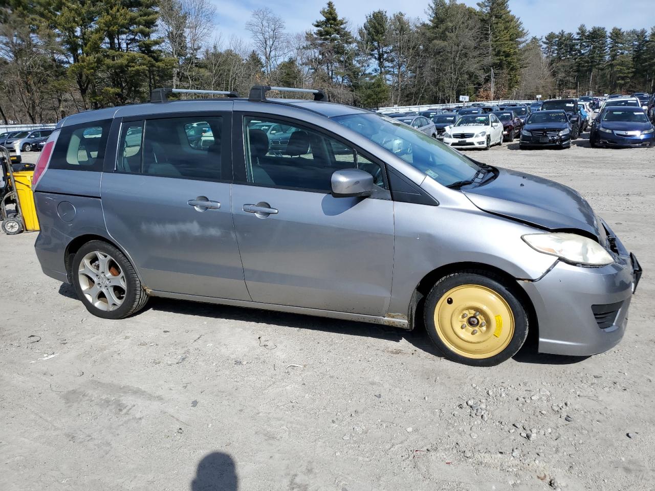2010 Mazda 5 - Image 4