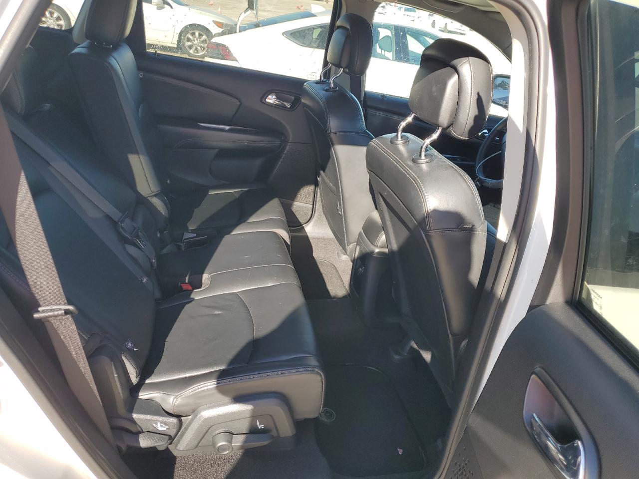 2016 Dodge Journey - Image 11
