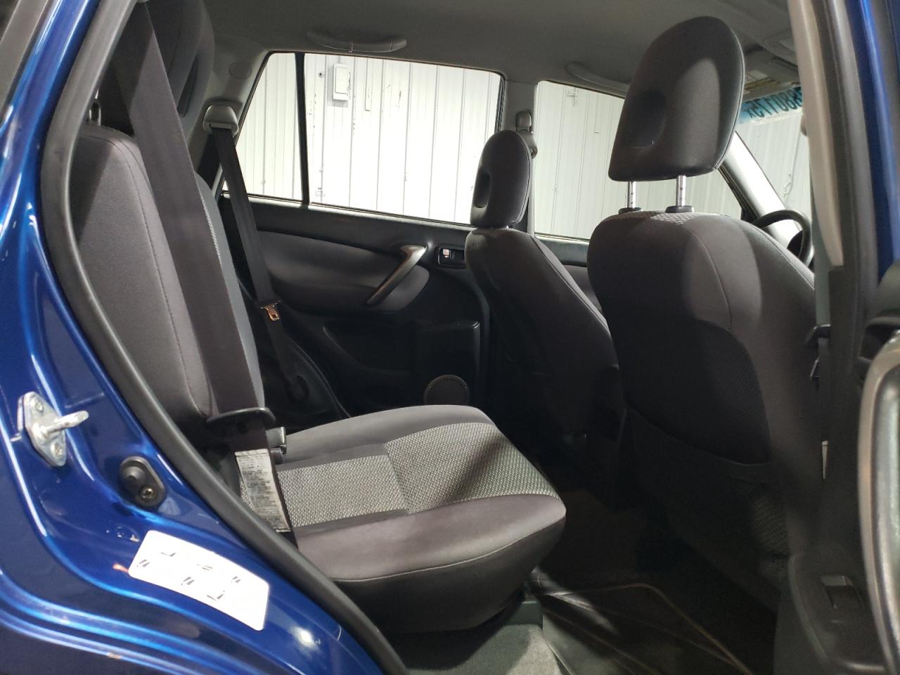 2005 Toyota RAV 4 - Image 11