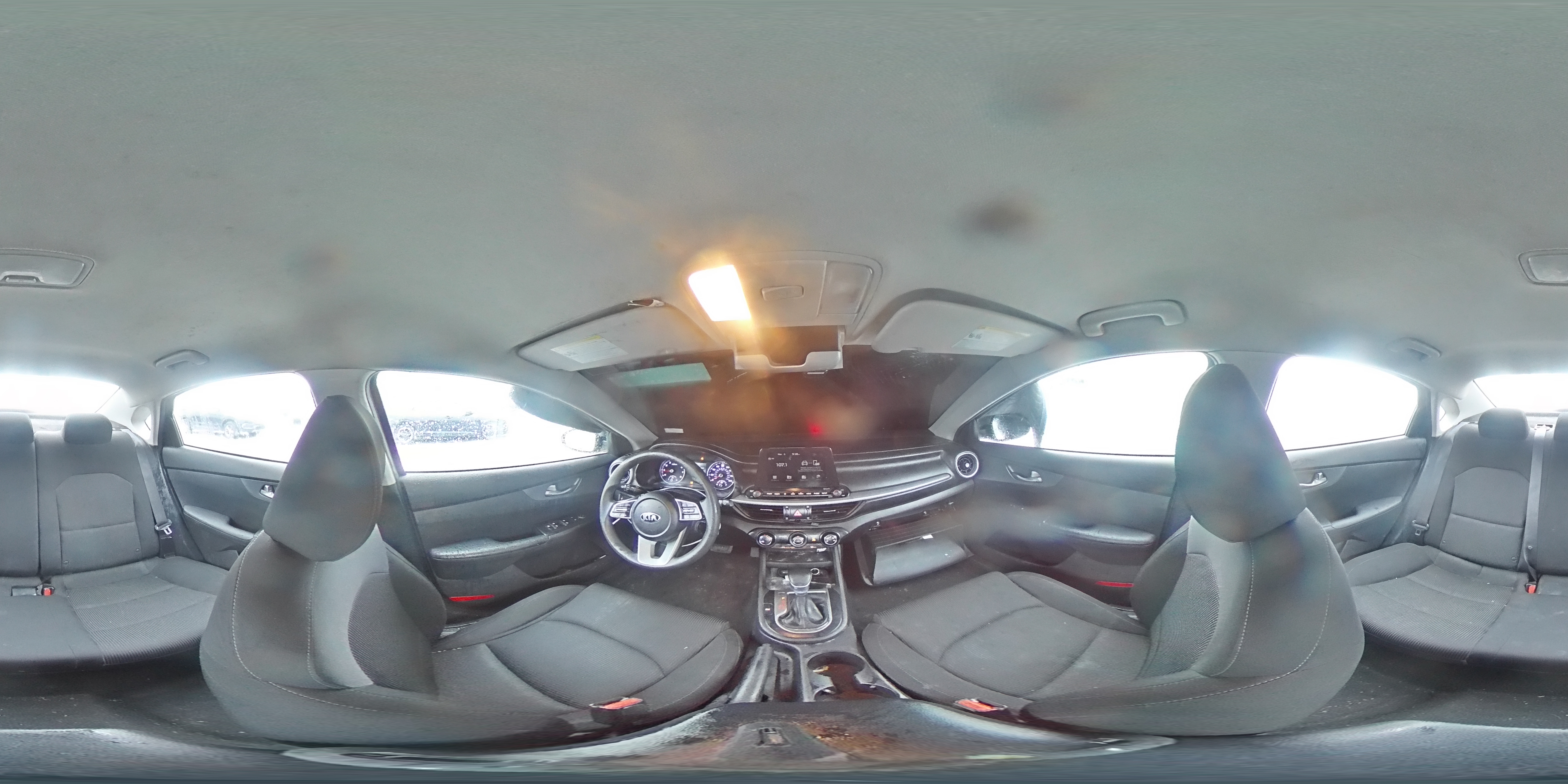 2021 Kia Forte - Image 12