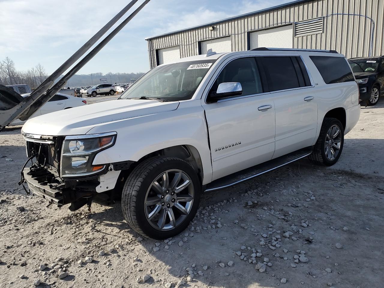 2016 Chevrolet Suburban K1500 Ltz for Sale in Cahokia Heights, IL - Front End