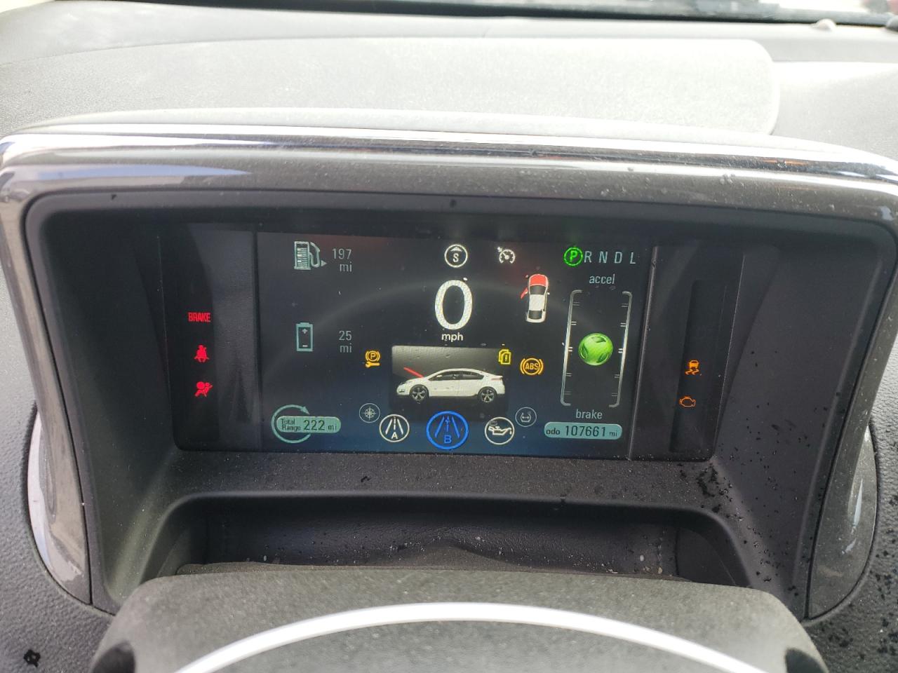 2014 Chevrolet Volt - Image 9