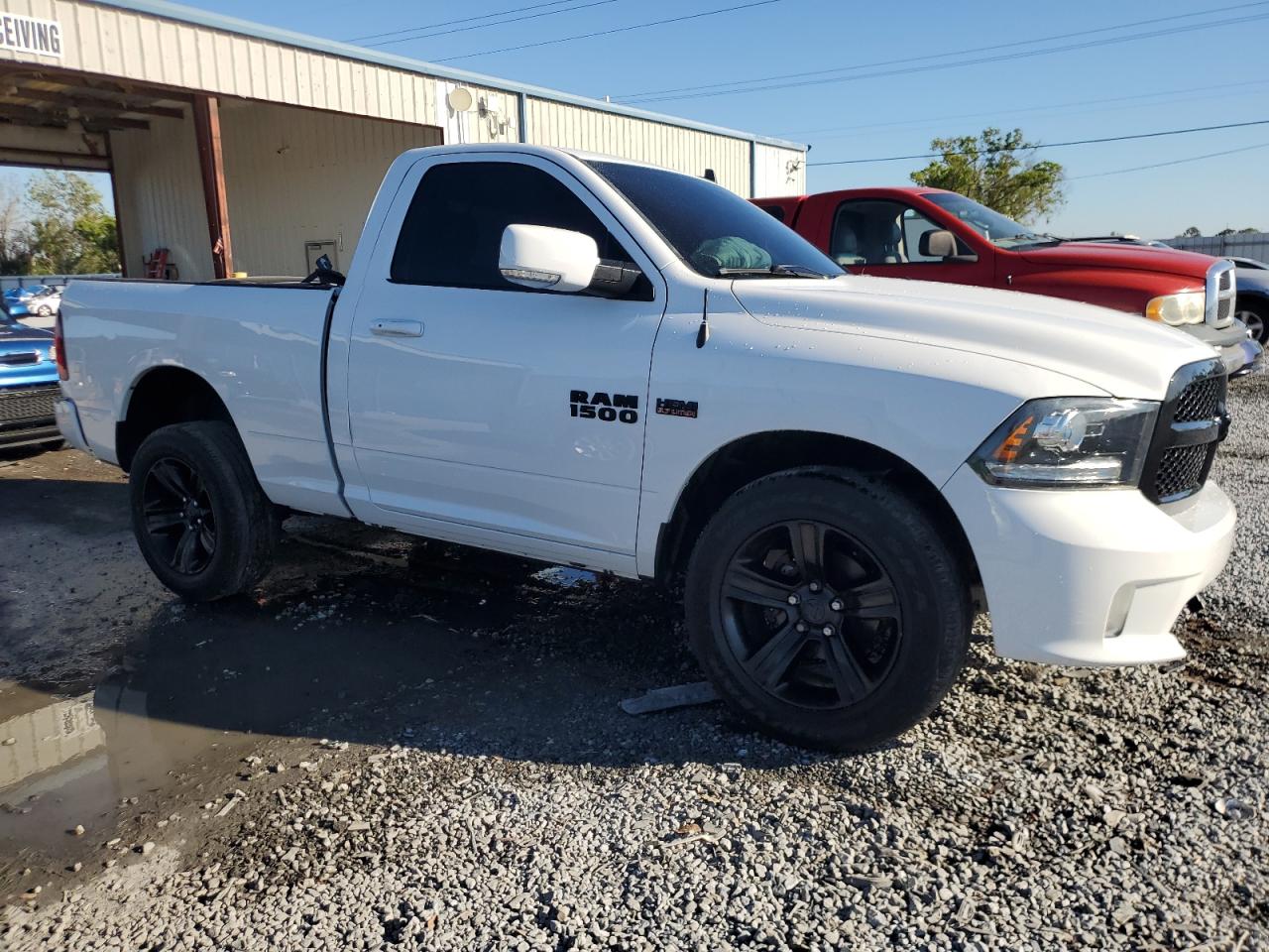 2017 RAM 1500 - Image 4