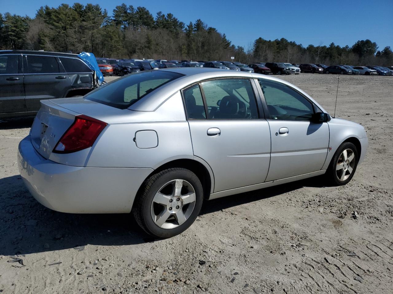 2006 Saturn ION - Image 3