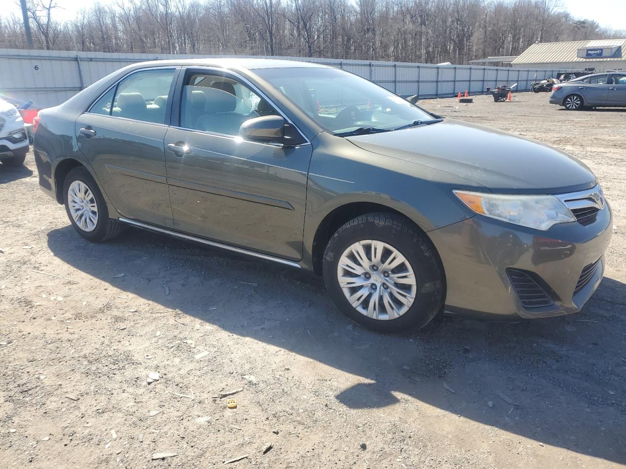 2013 Toyota Camry - Image 4