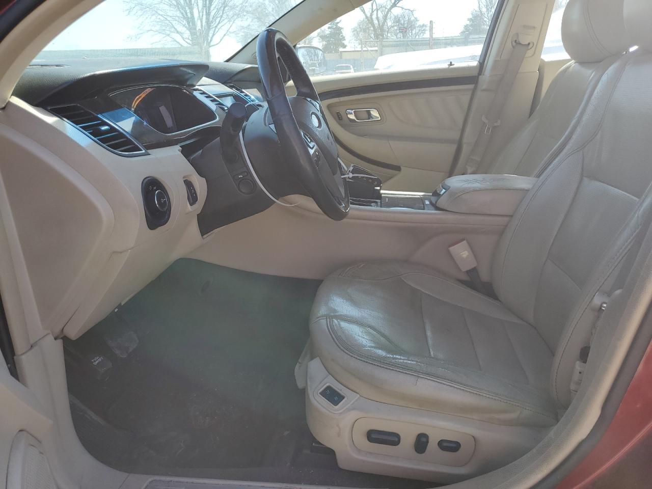 2013 Ford Taurus - Image 7
