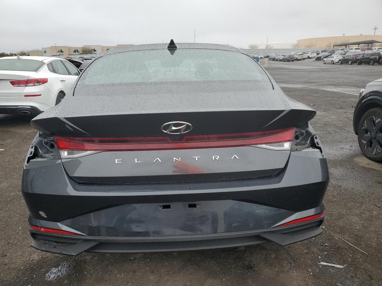 2023 Hyundai Elantra - Image 6