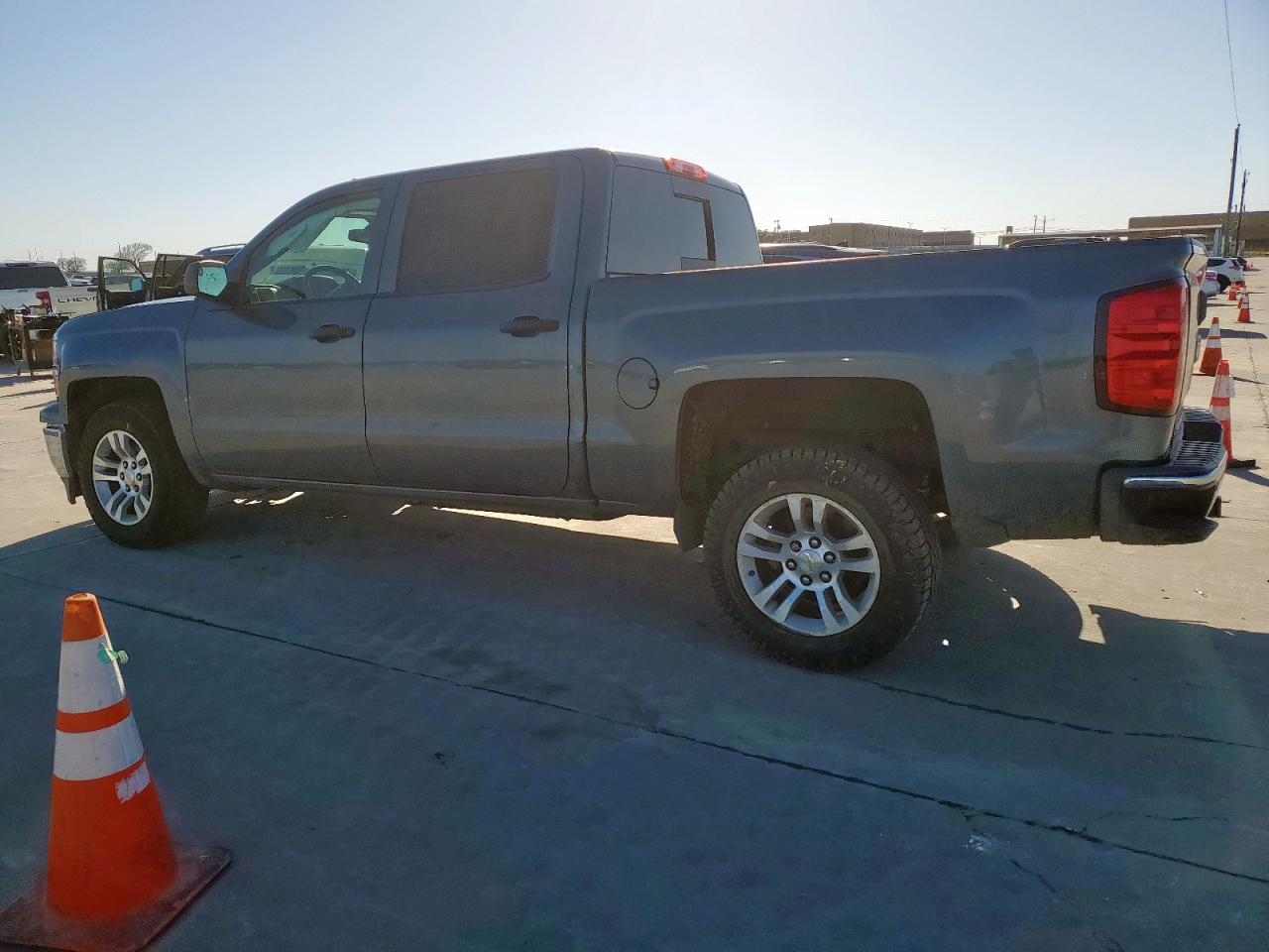 2014 Chevrolet Silverado - Image 2