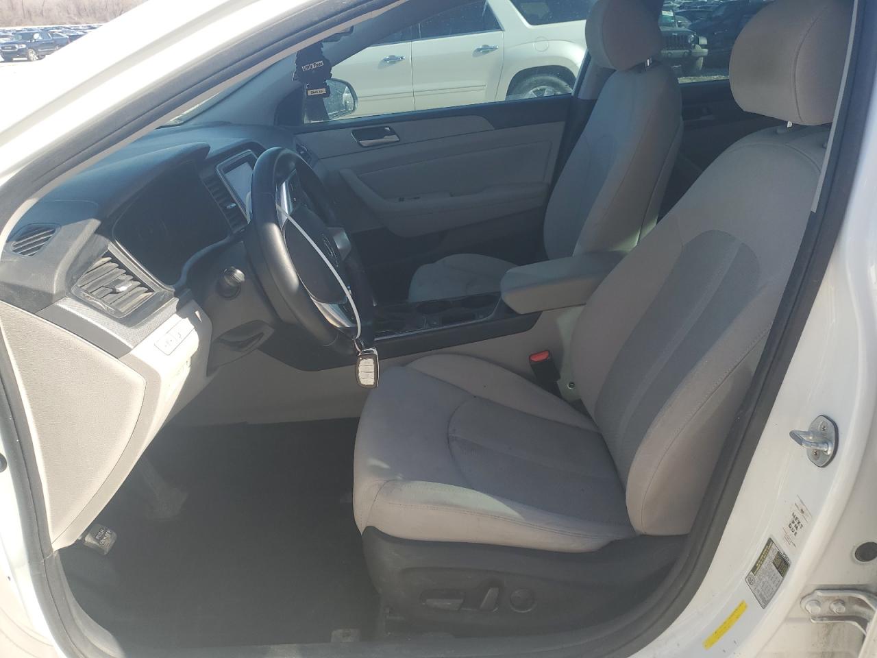 2018 Hyundai Sonata - Image 7
