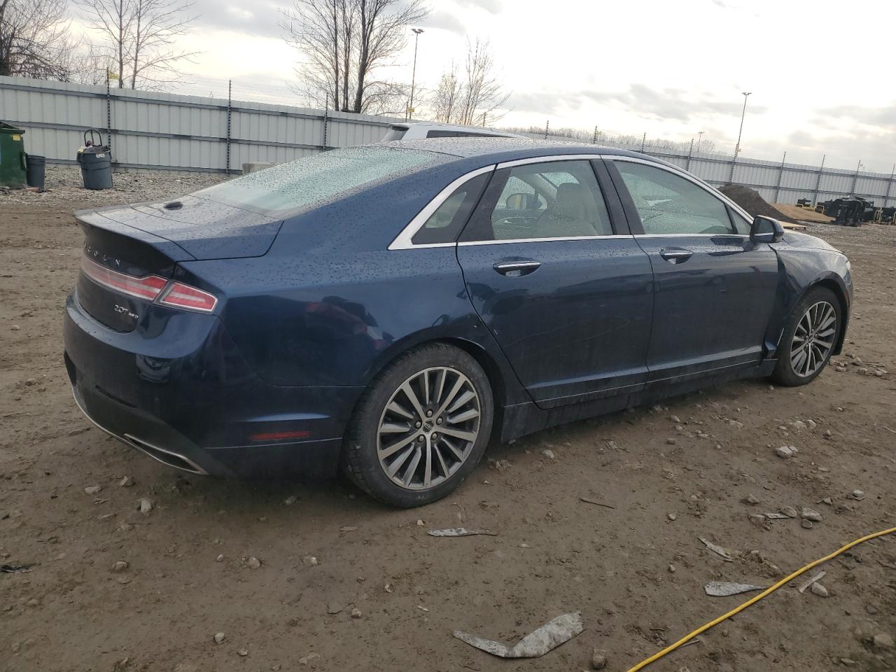2017 Lincoln MKZ - Image 3